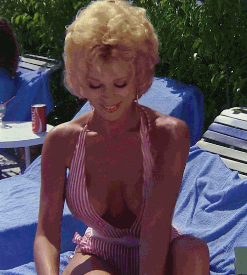 breastcentric:  She never actually got nude, adult photos