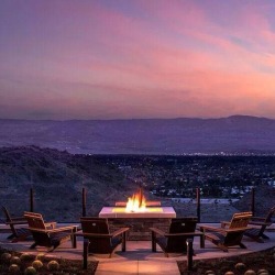 housewifesecrets:  …add a nice bottle of red and I am in