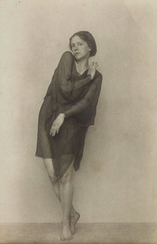 Hanns Holdt :: Edith Von Schrenck, München, Um 1920. Foto: Hanns Holdt. | Src Monacensia Im Hildebrandhaus