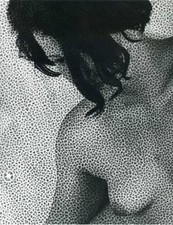 hauntedbystorytelling:Andreas Feininger :: Untitled nude, 1930′s-1940′s / more [+] by this photographer