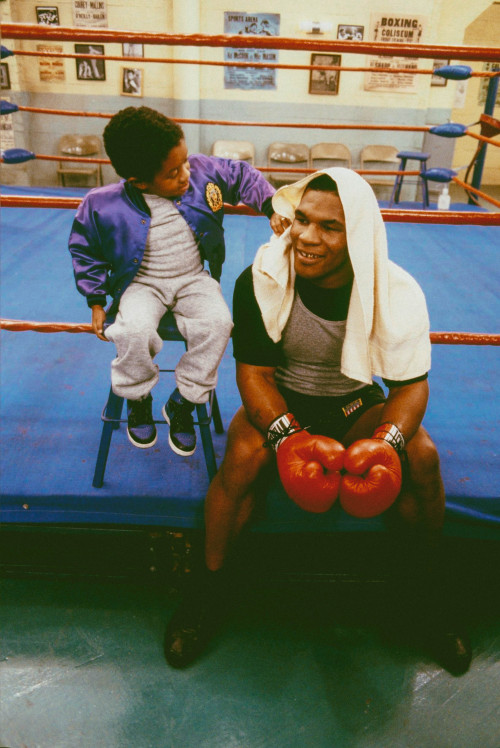 Emmanuel Lewis &amp; Mike Tyson photographed by Monte Fresco while filming S4 Episode 19 of “Webster
