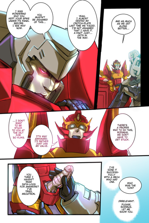 robo-hunter-chaim:Megatron X Rodimus Honestly, Megatron could teach Rodimus how to control a bulldoz