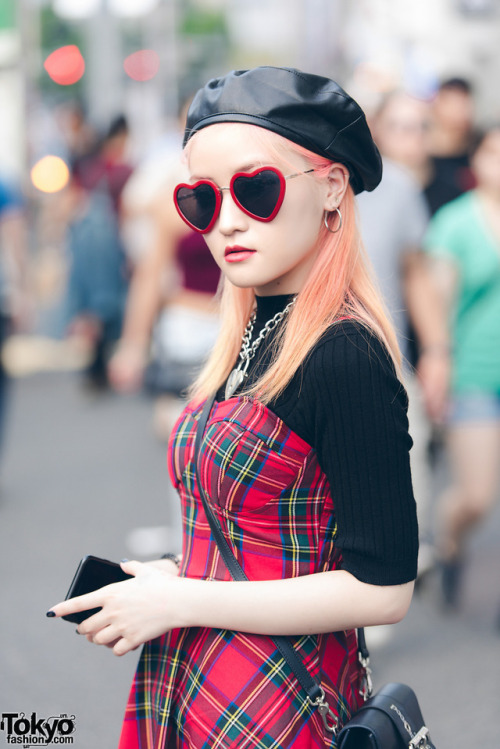 Kathy, Plasticandy, Syouka, and Vinci on the street in Harajuku wearing colorful kawaii fashion by S