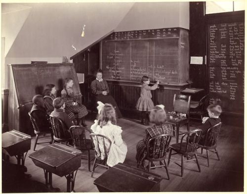 Boston goes back to school this week! Here’s a throwback to an 1890s classroom at teh Horace Mann Sc