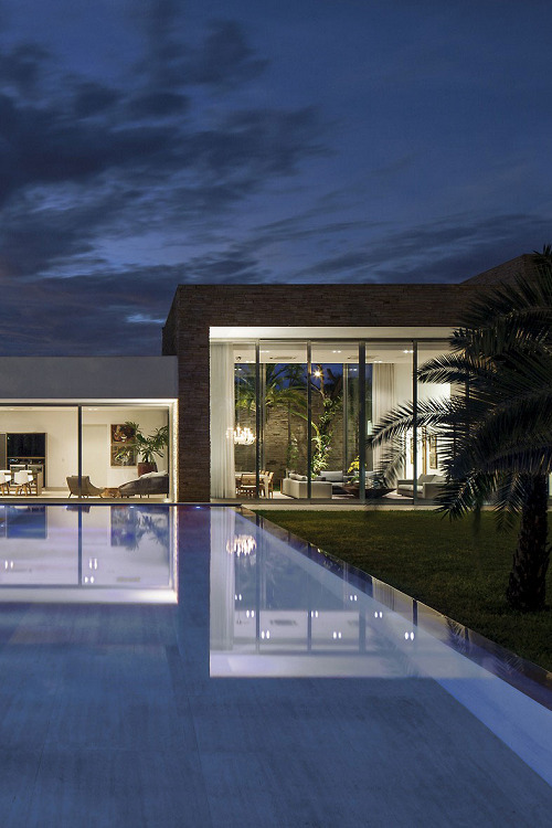 livingpursuit:  Casa TB | Source 