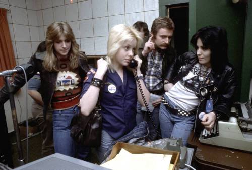 suicideblonde: The Runaways