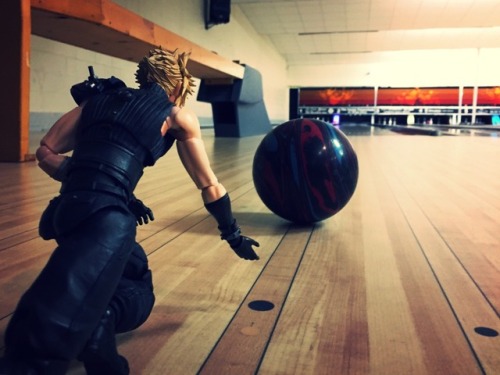 To be fair, carrying an unreasonably massive sword around for years makes a great bowling arm.