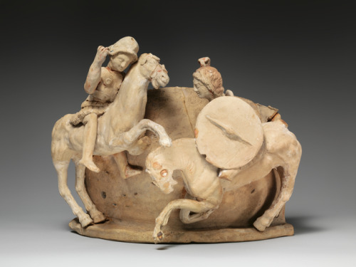 theancientwayoflife:~ Terracotta relief probably from a funnel vase. Period: Early Hellenistic Date: