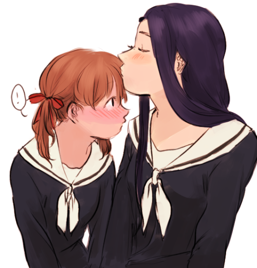 breakfastbooty:  I finished reading whatever Maria-sama manga chapters were on the internet and I gotta say, I think I liked it more than the anime, if that was possible (they were REALLY similar which makes sense)  