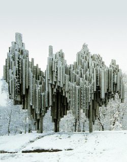 architectureofdoom:  onsomething  Eila Hiltunen | Sibelius Monument - Detail, 1961 - 67 Helsinki. Emil Kukkonen assistant-metalworker. Material - Welding stainless steel.  Weighs - 30 tons. Structure - 10.5 (length) by 6.5 (depth) by 8.5 (height) metres.