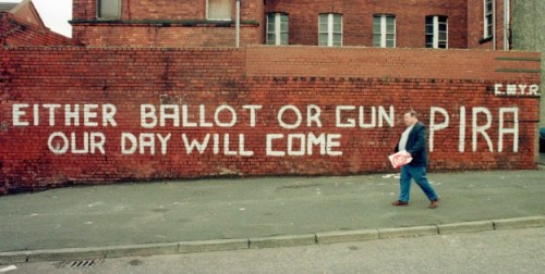 mick1780: iraweapons: gett-merkedd: Provisional Irish Republican graffiti in Northern Ireland  This 