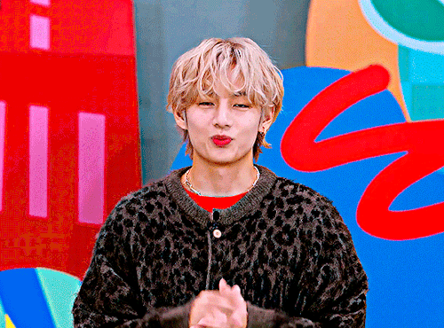 V Makes It Rain At Spotipoly