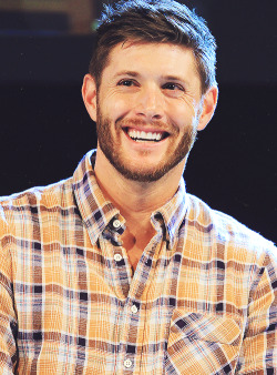 jensensprecioushands:  [x] 