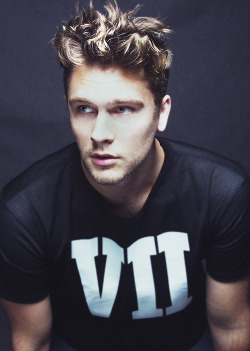 hotmalemodel:  Follow Hot Male Model for more hot guys!