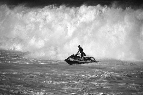 These guys are the true gnarlers! Thank you for what you do! @northshorelifeguardassociation#Waimeab