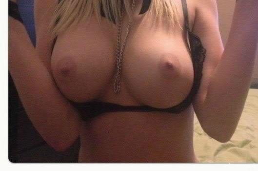 me-sexualdesire:  Find the perfect a Fuck Buddy &gt; Here    .  