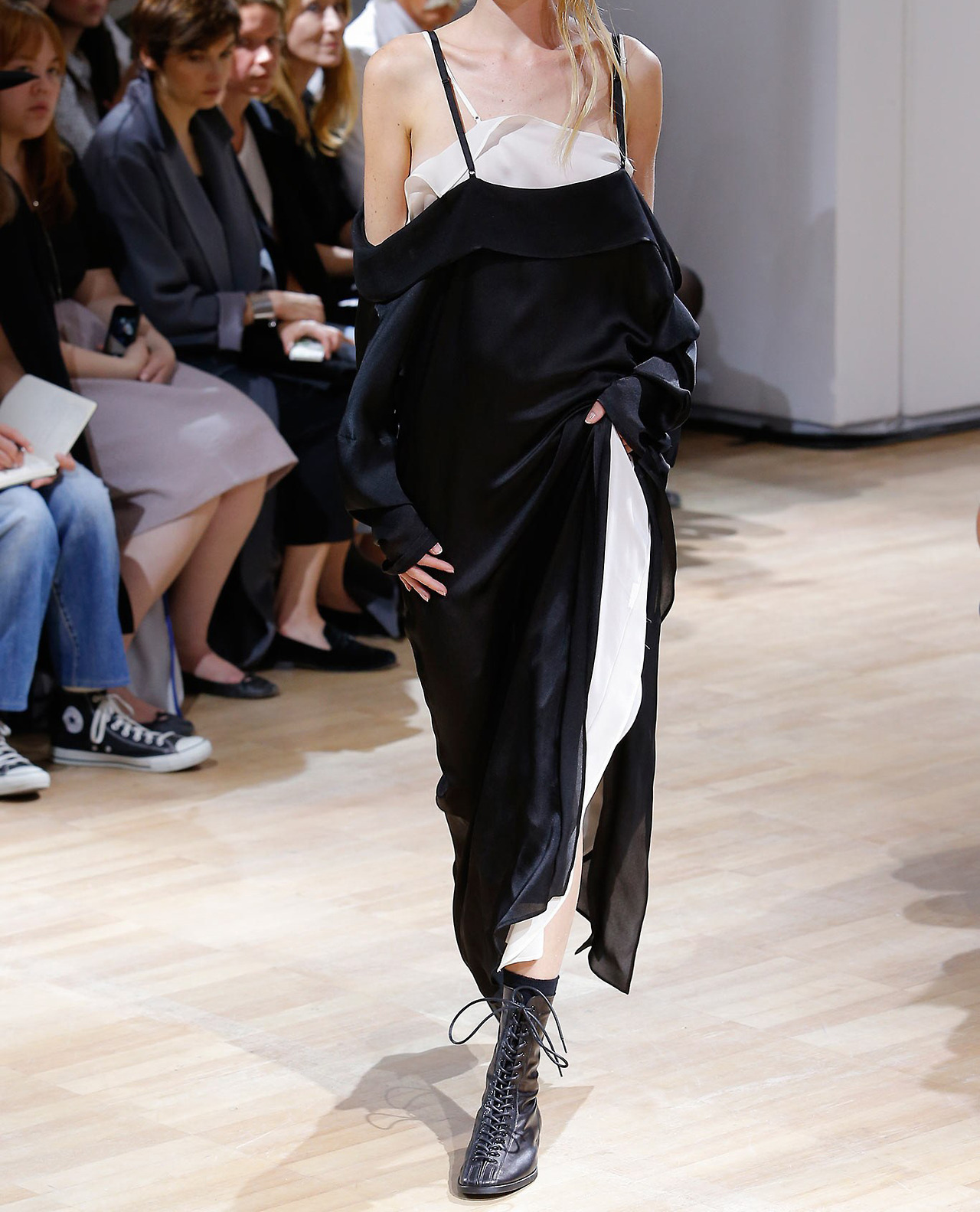 rubybyann: #rubyloves satin layering // Yohji YamamotoSPRING 2015  via https://www.vogue.com/fashion-shows/spring-2015-ready-to-wear/yohji-yamamoto/slideshow/collection#1