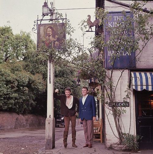 myfavoritepeterotoole:Peter O'Toole and Richard Burton outside a pub in Shepperton, 1963 - photo by 