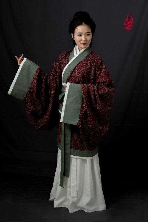 Chinese hanfu, quju, by 怀谷居