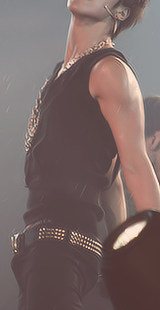 yoonho-blog:  Jung Yunho’s crotch appreciation 