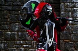 sakafai:  Lady Spawn by Mewpuff. Photo by AshB