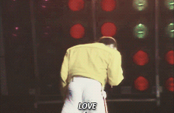 davidrbowie:      Queen perform ‘Under Pressure’ live at Wembley Stadium (1986)     