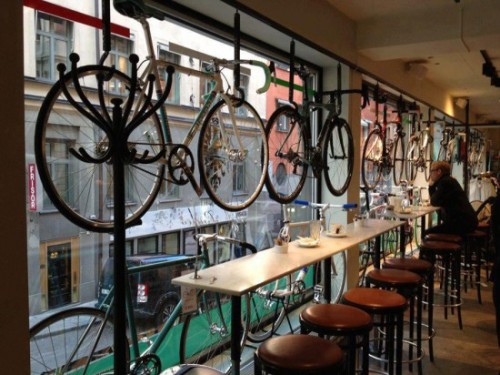 bikesandgirlsandmacsandstuff: (via Bike-Shop-Café mit eigener Röstung: Standert Berlin » Singlespeed