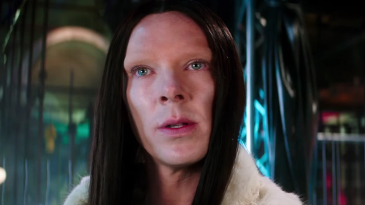 dietzmiles:  Benedict Cumberbatch bears a strong family resemblance to these creatures