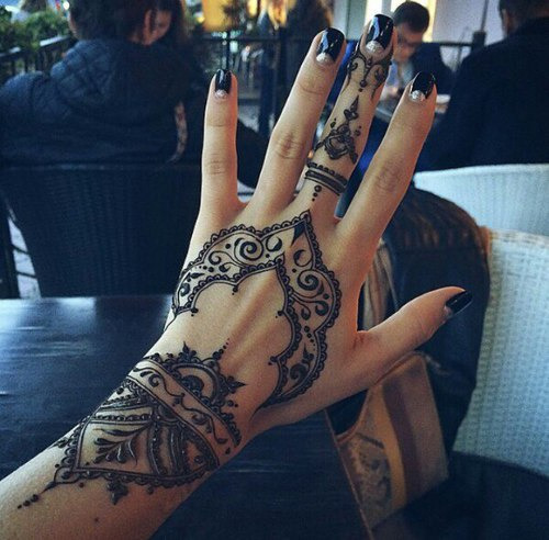 Henna back tattoo designs