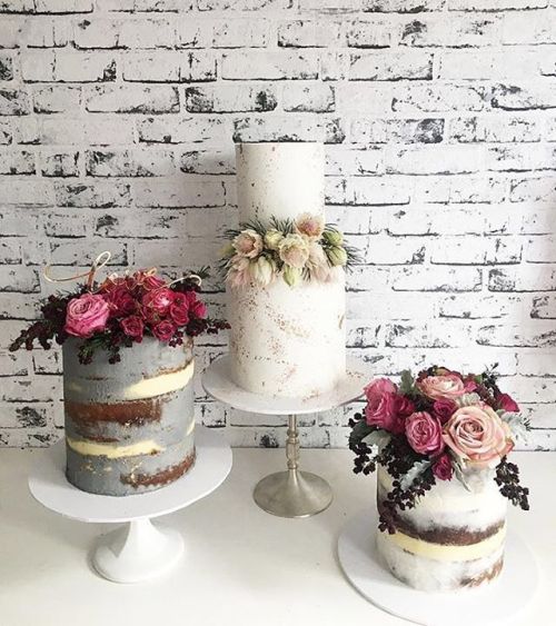 Amazing wedding cake inspo by the talented @sweetbakes_ ⠀ _⠀ #baking #weddingcake #cake #weddingcake