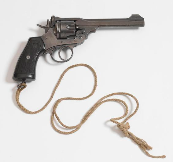 betweenthewoodsandthewater:  The Webley Mk V of 2nd Lieutenant J.R.R. Tolkien. According