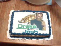 0Rdi:  If Anyone Was Still Wondering About The Cake Here It Is.  Thank You