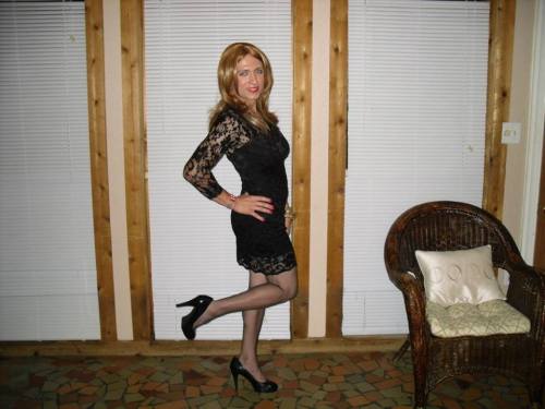 chanellenirok:  Finally found my best dress style