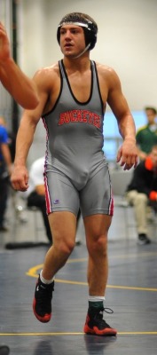 jockbrad:   swimmers, wrestlers, football players … singlets, jockstraps, speedos and spandex! http://jockbrad.tumblr.com/  