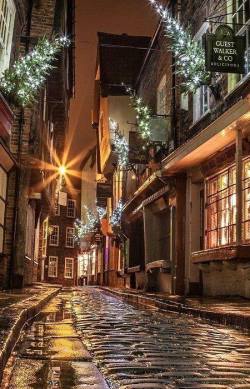 mostlyuk:  Christmas in York, England  