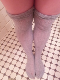 Yournaughtydirtylittlesecret:  A Quick One I Took Of My New Gray Over The Knee Socks