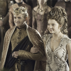 Joannalannister:   [X]  “With This Kiss I Pledge My Love!” Joffrey Declared In