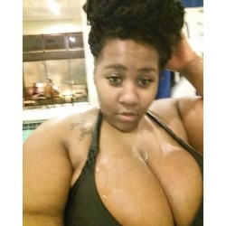 xlhipzntits:  @theywantbubbles #CommiTiTTy 🍼🍼 member #TeamNatural #BBW enthusiast. #bigboobs🍼🍼 #bigtittiecommittee #tittytuesdayshoutouts #bignaturalboobs #BigTitMafia : #BigFine #ThickGirls🐎#CommiTiTTy #xl_hipz_n_tits #tittytuesdayshoutouts