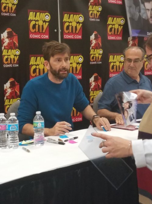 lunaseemoony:  David Tennant at Alamo City Comic Con (x) 