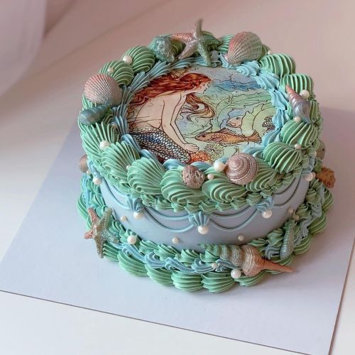 lily-archipelago: ♡ april’s baker