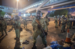 descentintotyranny:  Hong Kong Pro-Democracy Protesters Clash With Police In Surreal Scenes