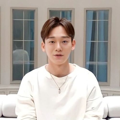 It’s Chenny Chen Chen!! My tears! There’s a video! I neeeed it!!220527 @weareone.exo