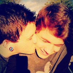 wewereonceangels:  Have a Gay Valentine’s Day.
