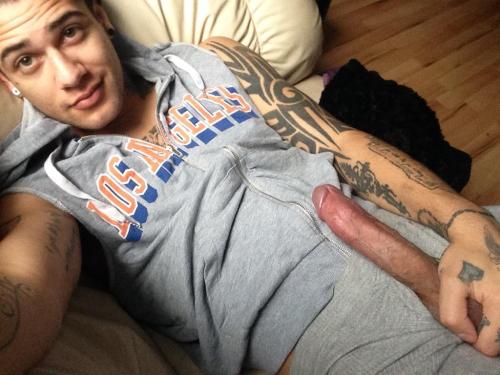 camodude:http://camodude.tumblr.com/
