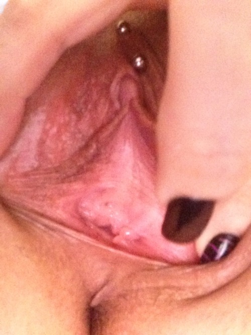 I love her pussy very hot horny !!!! I feel want to fuck inside of her