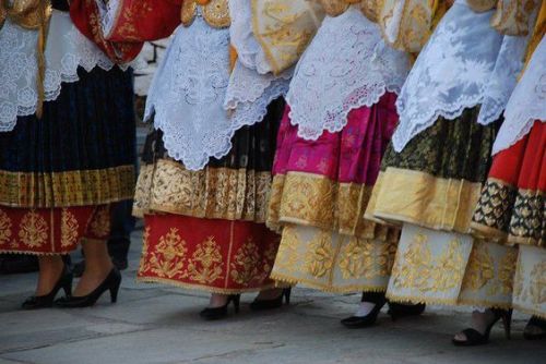Details from the traditional costumes of Tríkeri. 