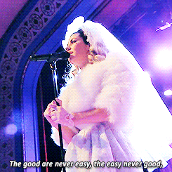 diamondsanddelrey:  : electra heart live↳ homewrecker  Lana Del Rey and Marina and The Diamonds Blog