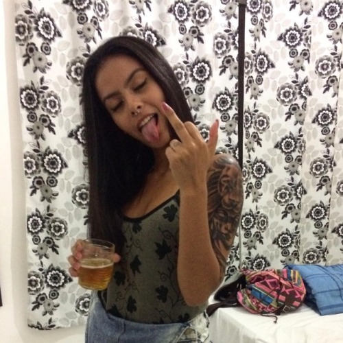 http://streetgrl.tumblr.com/post/158126774152
