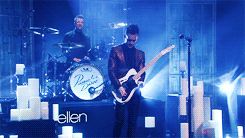 damnpanicatthedisco:  Performing on the Ellen Show (+) 