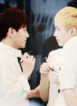 kyungst:  ;BaekLay 